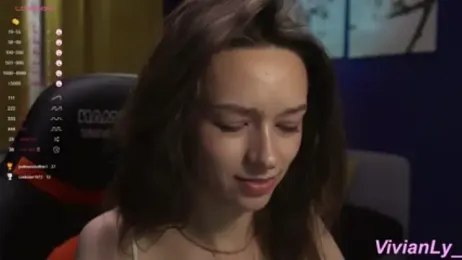 VivianLy_ webcam stripchat model stream image