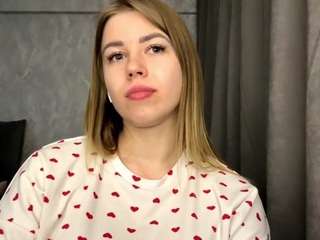 lynnarras webcam model stream image