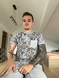 Huge_cock22cm webcam model stream image