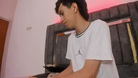 dylan_202520_ webcam model stream image