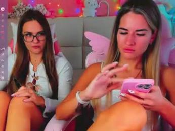 hotty_girls_here webcam model stream image