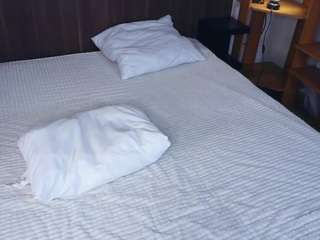 linettegalen webcam camsoda model stream image