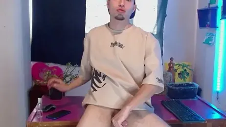 nolanjay_ webcam model stream image
