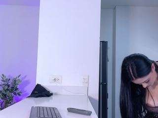 karla-hudsson webcam model stream image