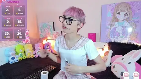 Strawberry_Kitty_ webcam model stream image