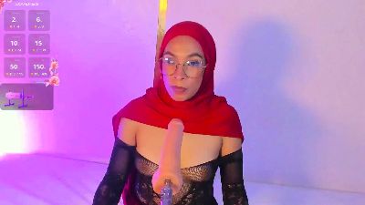 JuliMorett webcam model stream image