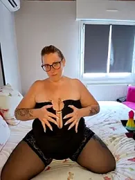 darkmoonsubmissive webcam model stream image