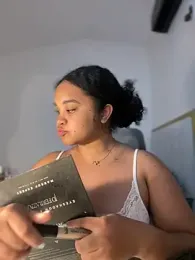 Lucy_wilson5 webcam stripchat model stream image