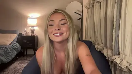 SaraxSummers webcam model stream image