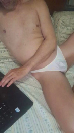 Luiuk webcam model stream image