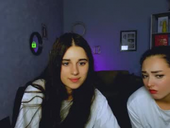laura_queen_ webcam model stream image