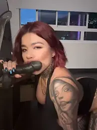 milaivanova webcam model stream image