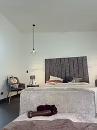 milaivanova webcam preview