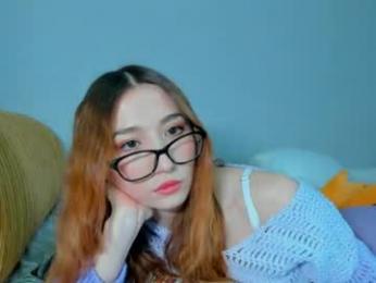 moon_flora webcam chaturbate model stream image