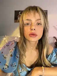 Kylie_Desire webcam model stream image