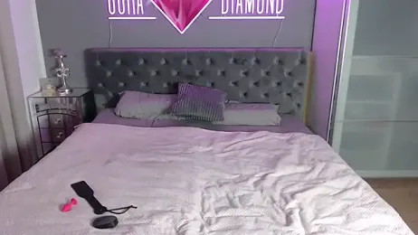 CoraDiamond webcam model stream image