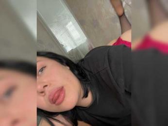 DoubleCumm webcam model stream image