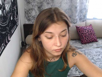 RacyRoby webcam bongacams model stream image