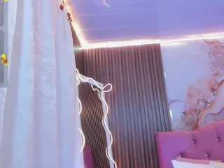 kiara-tay webcam model stream image