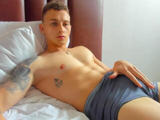 Steven Cut webcam model stream image