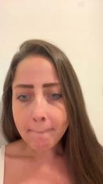 Lolaplik webcam model stream image