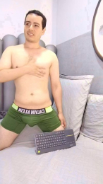 Casper_32 webcam model stream image
