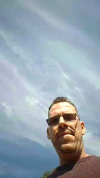 dave_naked webcam model stream image