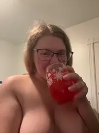 sexybee124 webcam stripchat model stream image