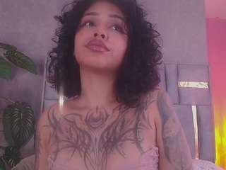 juliia-rose webcam model stream image