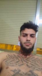 Montanoking webcam model stream image