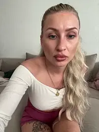 xxBELLExx webcam stripchat model stream image