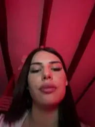 ItsNina_ webcam model stream image