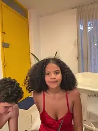 Rose-andres webcam model stream image