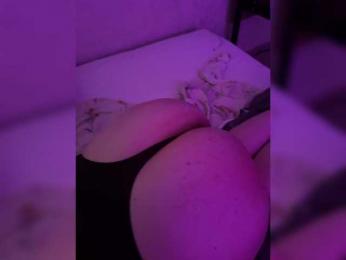 Whyn0tik webcam model stream image