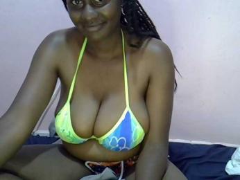 Sweetystarlit webcam model stream image