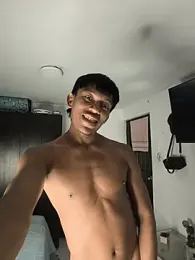 santinaughty webcam model stream image