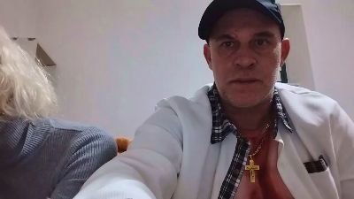 capamapom webcam cam4 model stream image