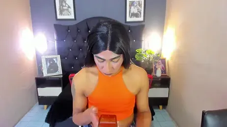 Lucia-Horny24 webcam model stream image