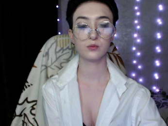 MilanaThorn webcam model stream image