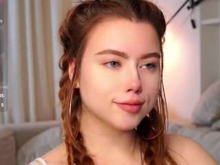lynneaxtell webcam model stream image