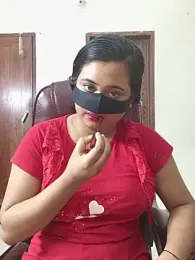 Queen_Priya_Thakur webcam stripchat model stream image