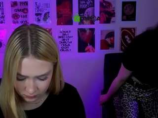 playful-sophie webcam model stream image