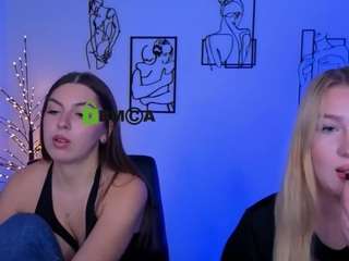 playful-sophie webcam model stream image