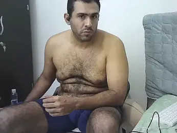 AlphaLatinoBear webcam stripchat model stream image