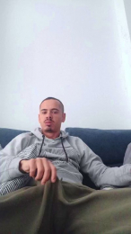 4y20naked webcam model stream image