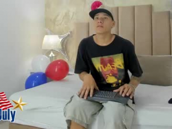 buda_and_cataleya_ webcam model stream image