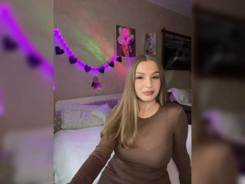 RoseKitty webcam model stream image
