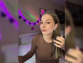 RoseKitty webcam model stream image