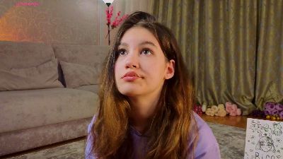 LoisBuys webcam model stream image