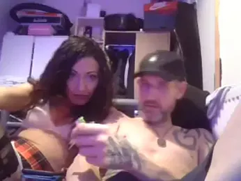 DOUBLETROUBLE7773 webcam stripchat model stream image